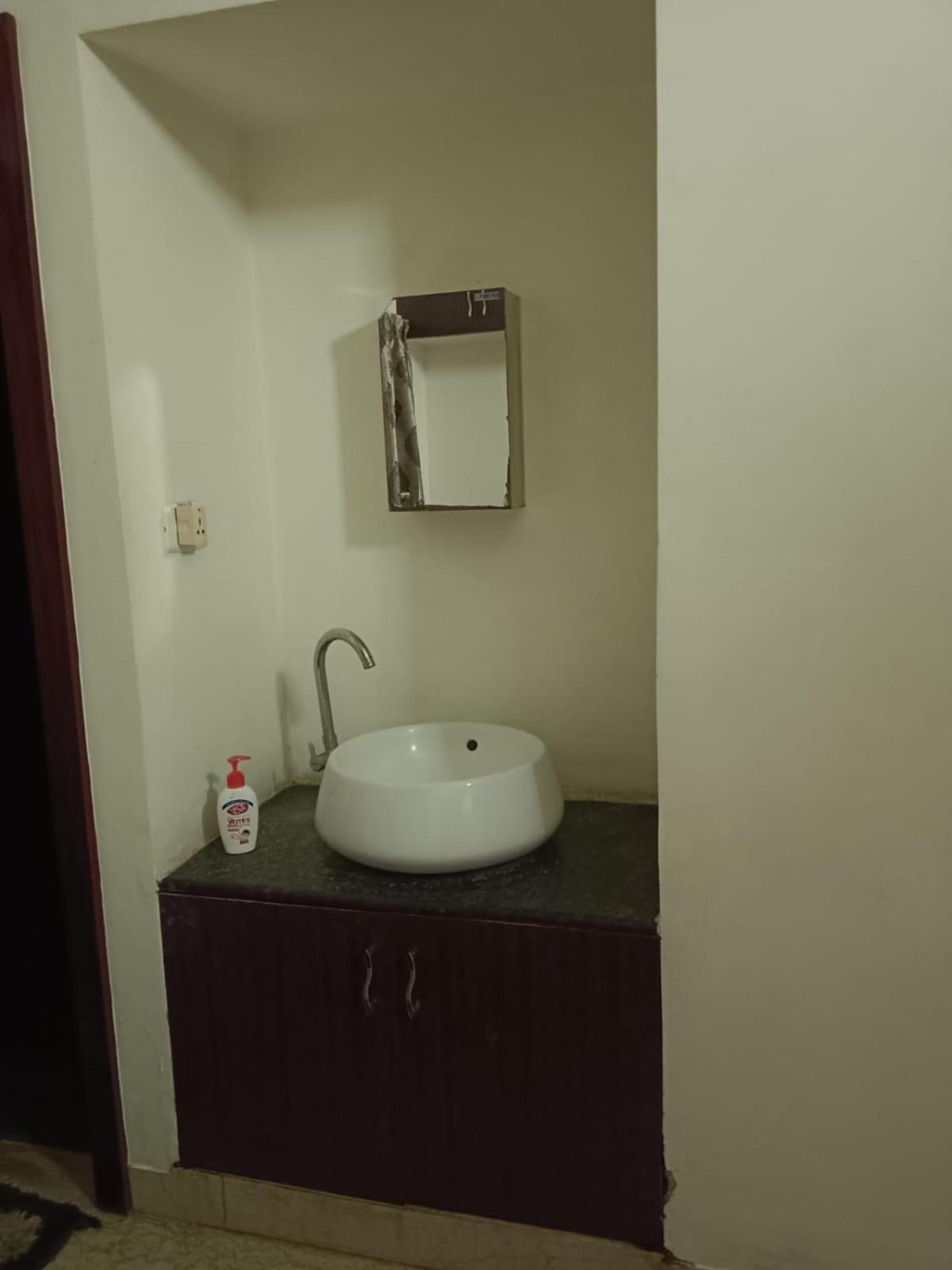 Iris Comfort Inn Chennai Dış mekan fotoğraf