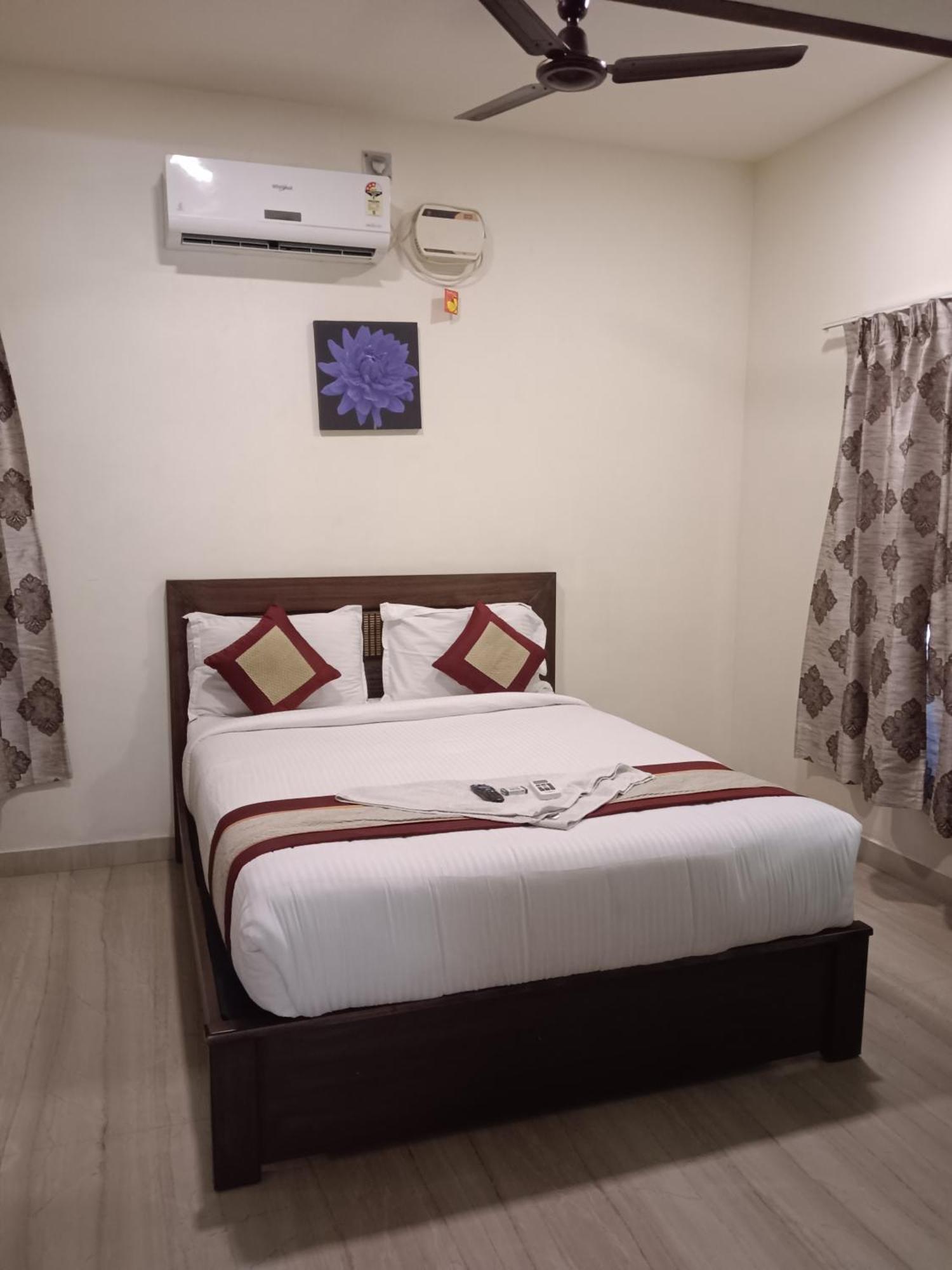 Iris Comfort Inn Chennai Dış mekan fotoğraf
