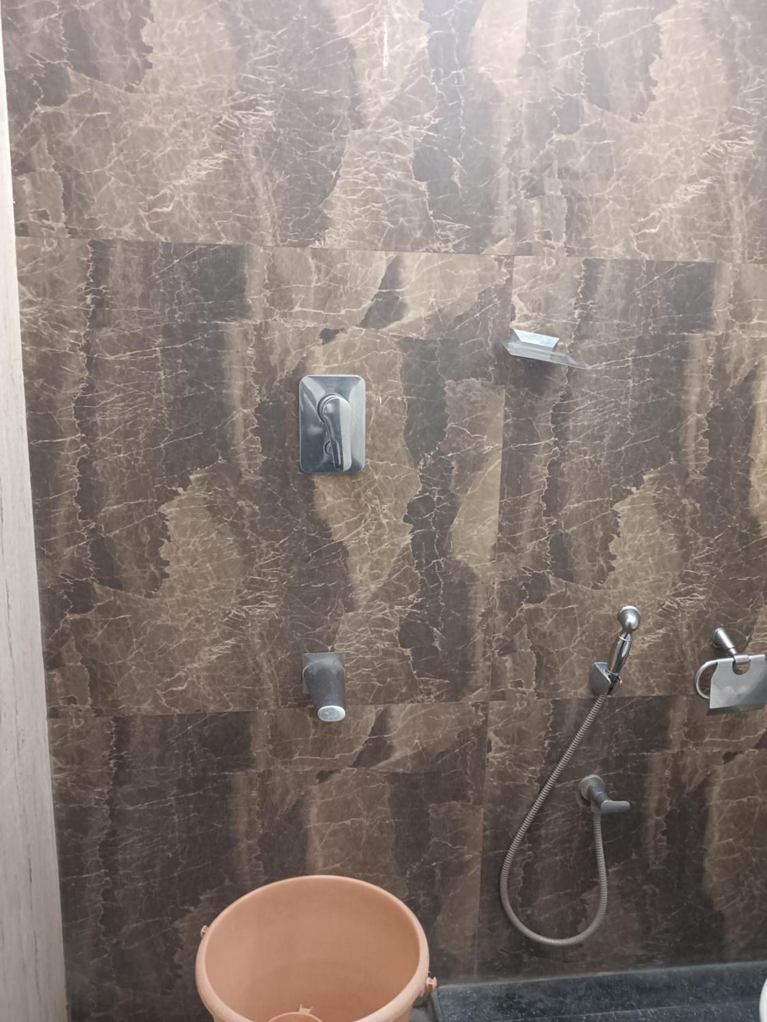 Iris Comfort Inn Chennai Dış mekan fotoğraf