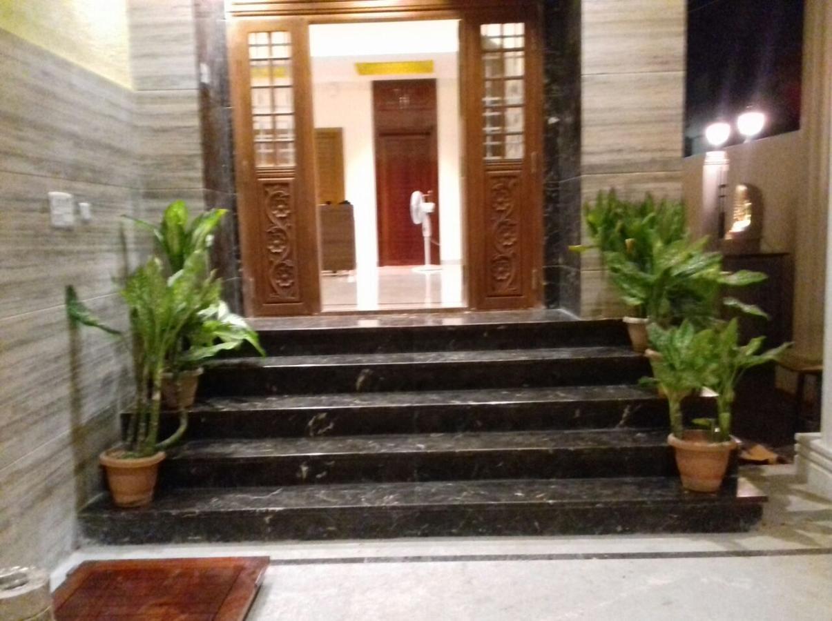 Iris Comfort Inn Chennai Dış mekan fotoğraf