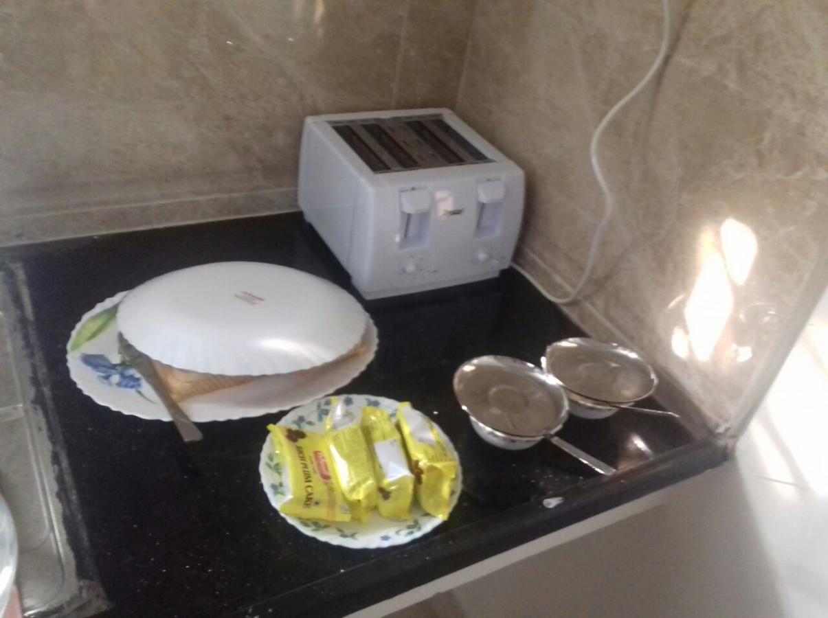Iris Comfort Inn Chennai Dış mekan fotoğraf